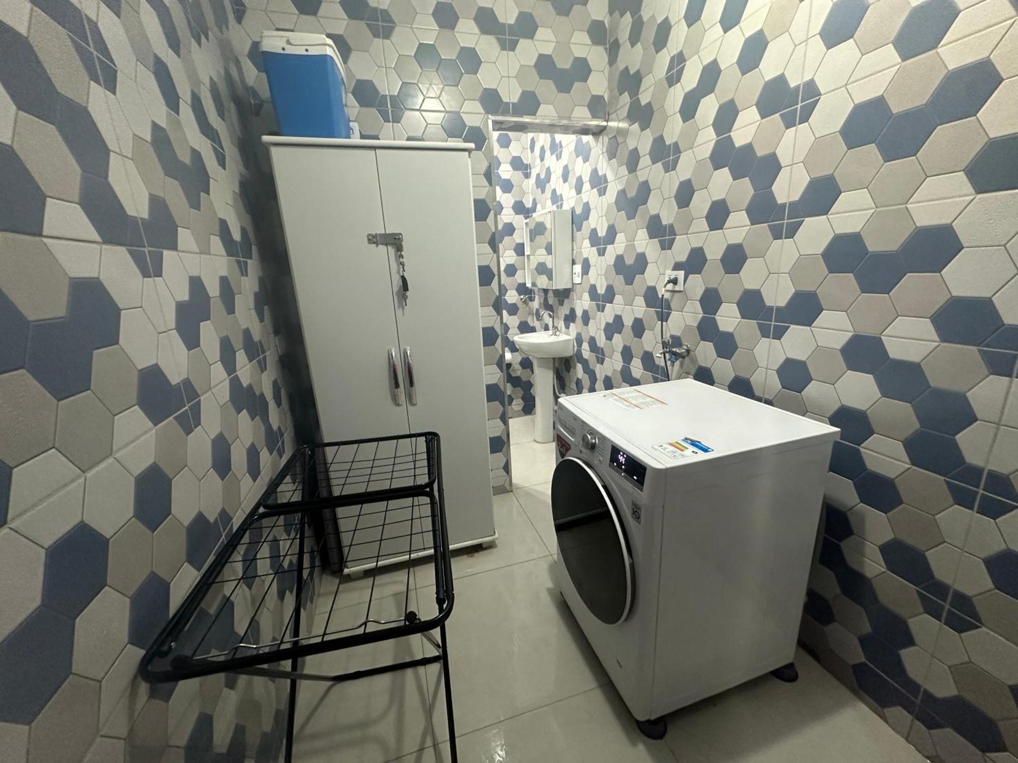 Triplex Piscina Churrasqueira Lava E Seca Wi-Fi E 2 Tvs Em Condominio Com 90M2 No Centro De Ubatuba Buitenkant foto