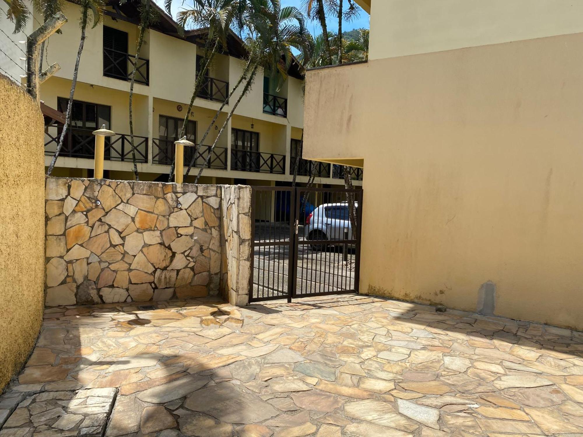 Triplex Piscina Churrasqueira Lava E Seca Wi-Fi E 2 Tvs Em Condominio Com 90M2 No Centro De Ubatuba Buitenkant foto